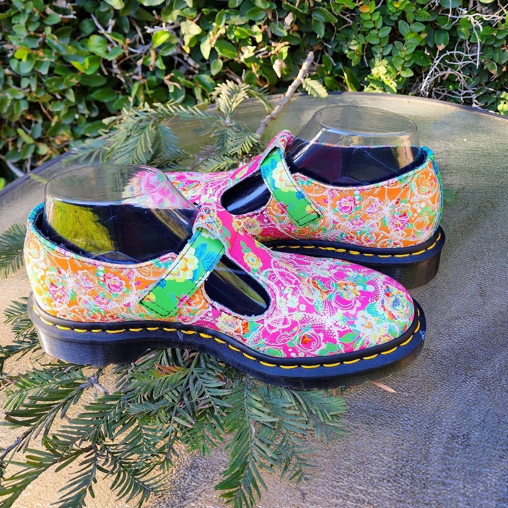 Dr. Martens Polley Daze
